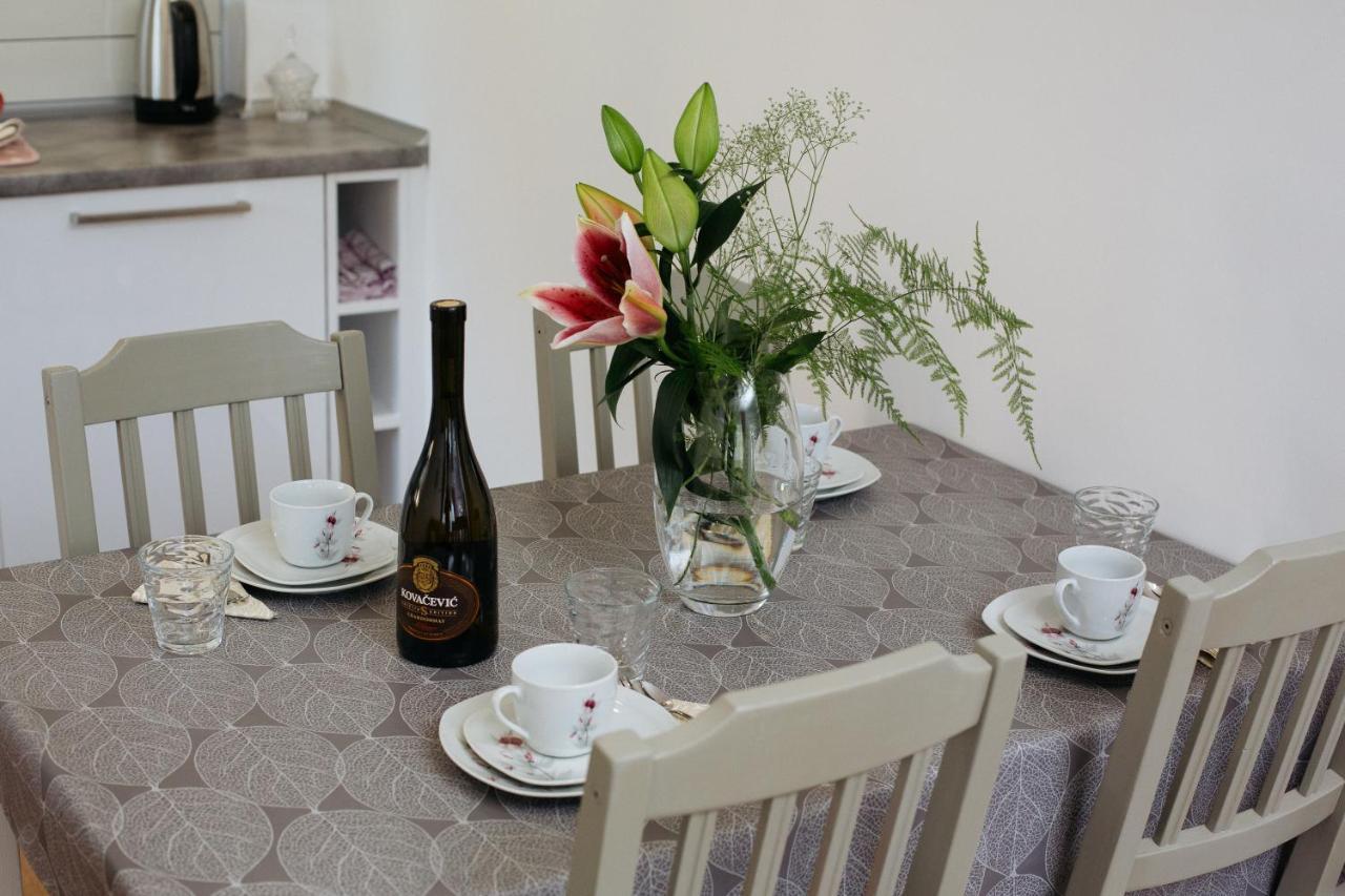 Apartmani Mikic Palić エクステリア 写真